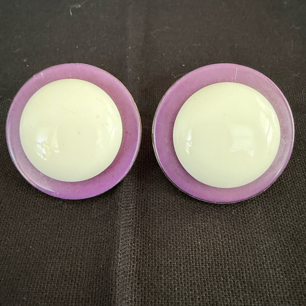 Vintage Round Clip On Earrings Purple White Domed Statement Gold Tone Retro